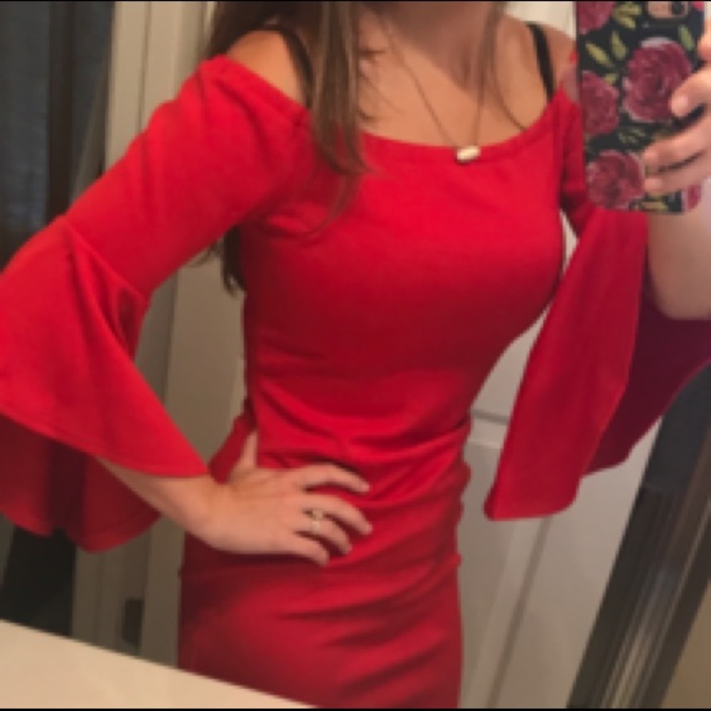 ⚡️SALE❣️VDAY🆕🏆Bardot pencil dress w/ slit💃 - Picture 2 of 8